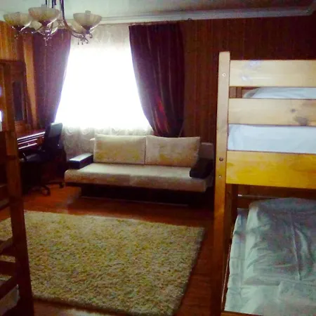 Guest house Alma 2*