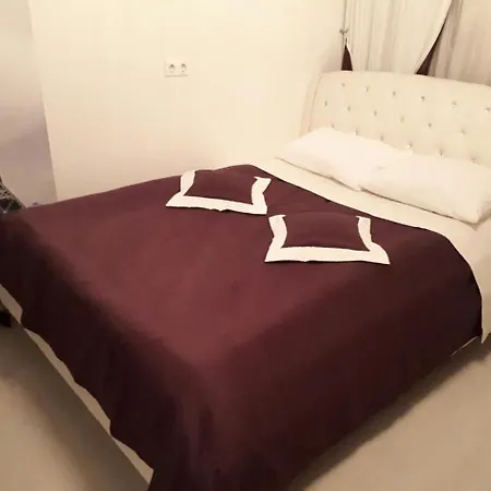 Alma Guest house 2*
